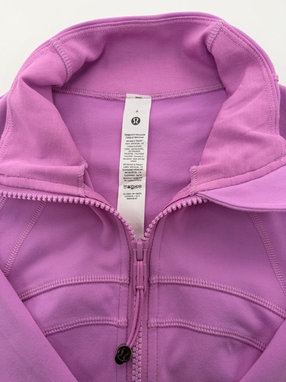 NWT Lululemon Define Jacket *Luon, Color Dahlia Mauve, Size 8 - Picture 3 of 4